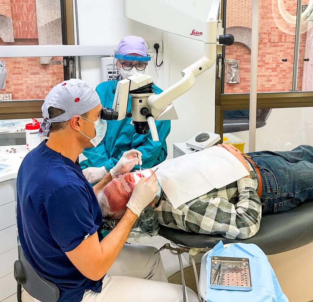 Micro Dentistry Under Magnification